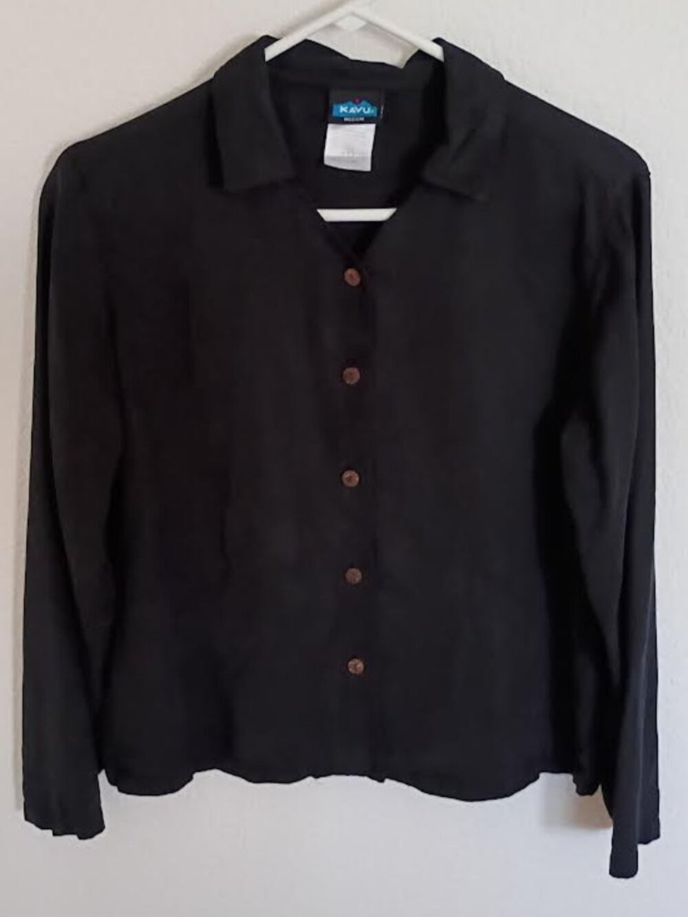 KAVU WOMEN'S TOP BLACK LONG SLEEVE BUTTON UP TENCEL LYOCELL SIZE MEDIUM